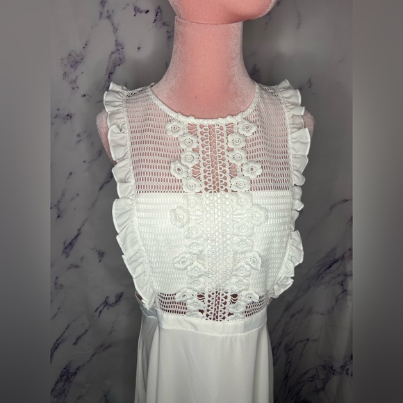 ASOS Ruffled White Knit Elegant Maxi Dress Sz 10 - Picture 2 of 5